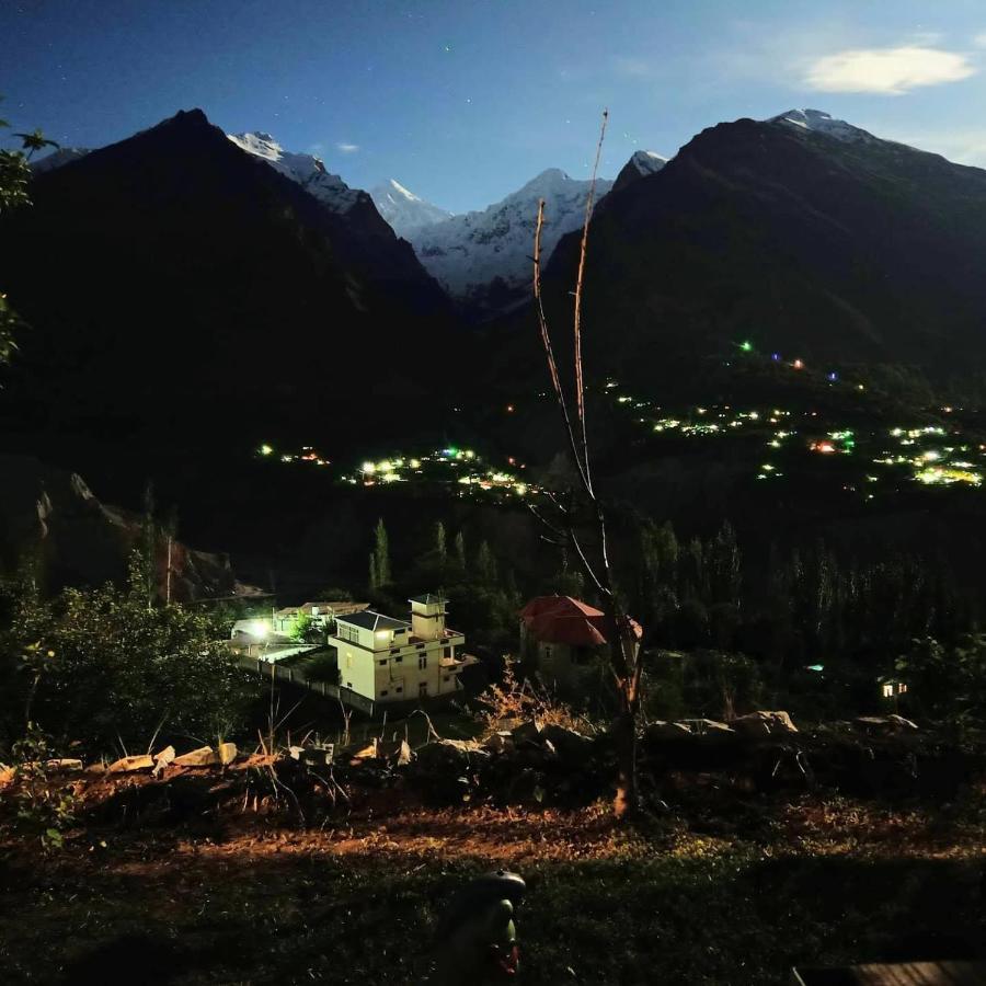 Backpackers Stories By Old Hunza Inn Karimabad  ภายนอก รูปภาพ