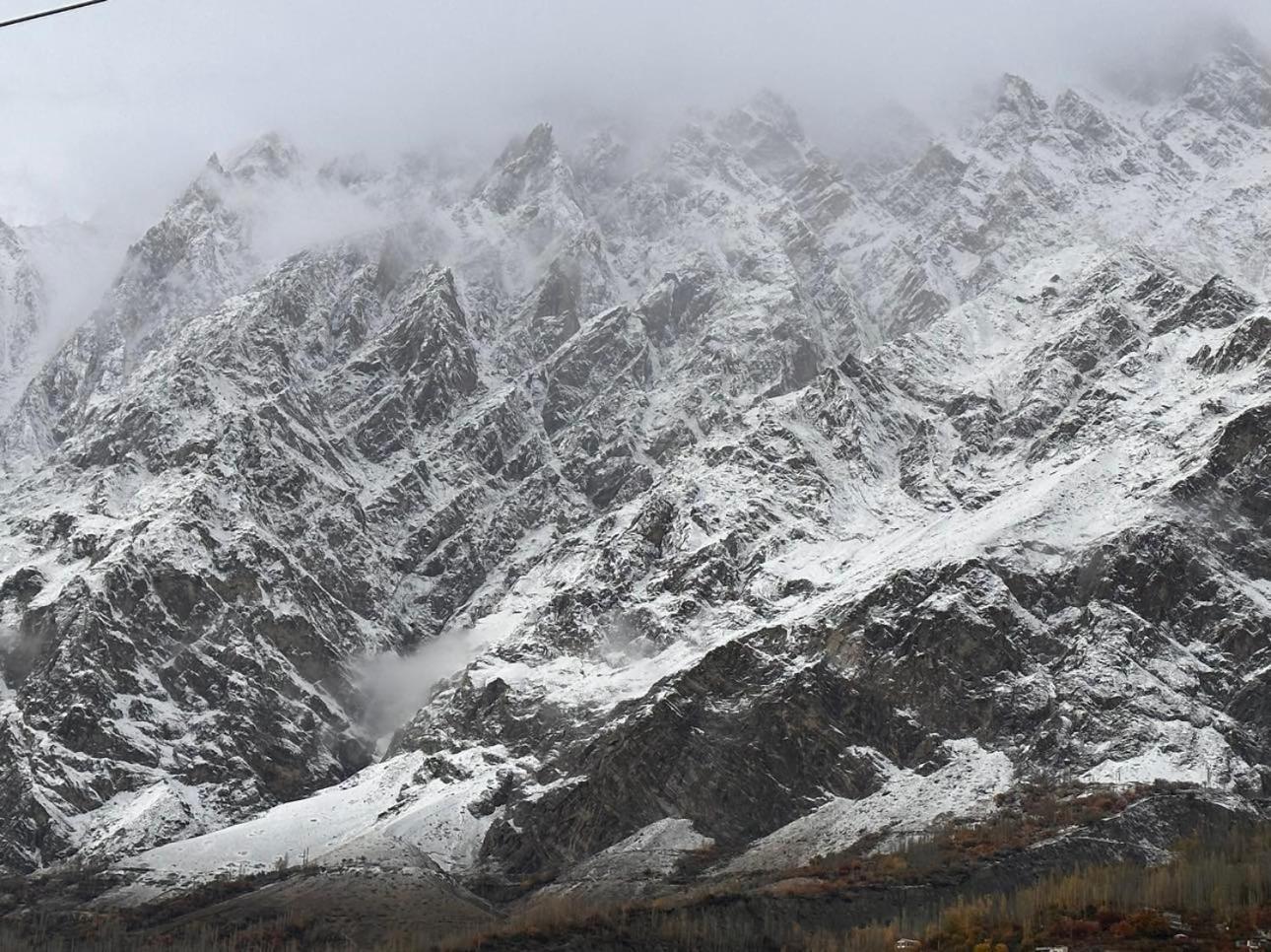 Backpackers Stories By Old Hunza Inn Karimabad  ภายนอก รูปภาพ
